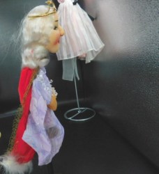 princess puppet side